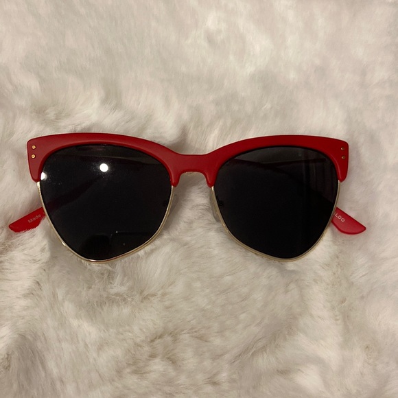EUC Aldo Red Cat Eye Sunglasses